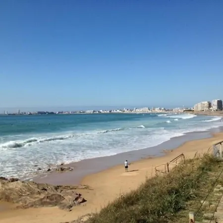 T3 Avec Jardin Clos A 700m De La Et Commerces - Fr-1-92-768 *