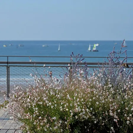 T3 Avec Jardin Clos A 700m De La Et Commerces - Fr-1-92-768 *