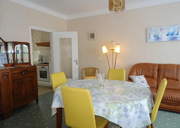 Casa de Férias T3 Avec Jardin Clos à 700m De La Et Commerces - Fr-1-92-768