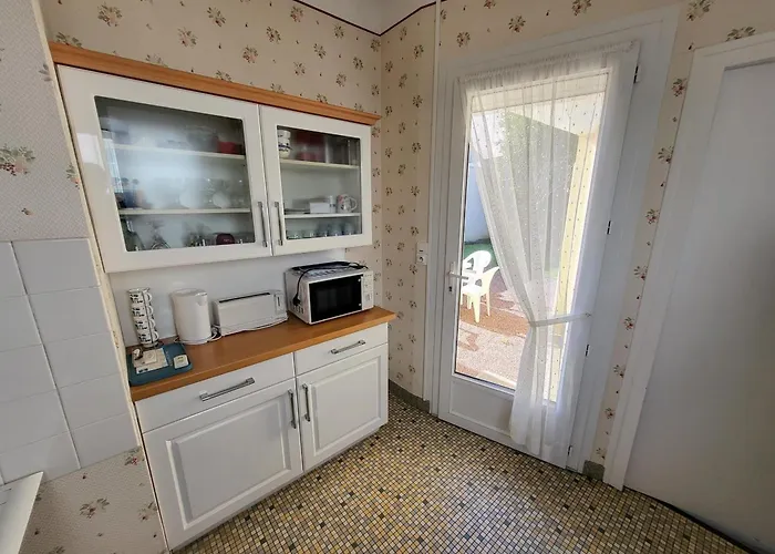 T3 Avec Jardin Clos A 700m De La Et Commerces - Fr-1-92-768 Holiday home Les Sables-d'Olonne